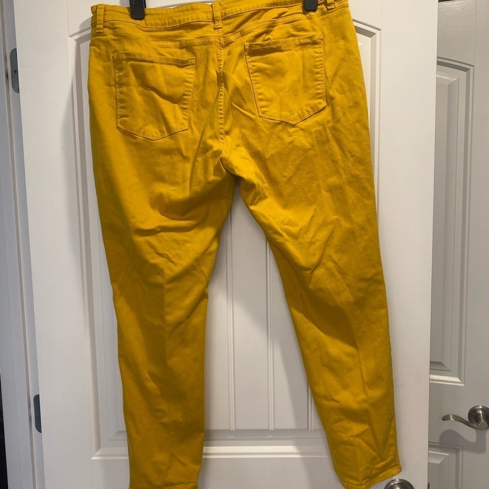 a.n.a. Everyday Jeggings Mustard Yellow stretch size 18 - Picture 2 of 5